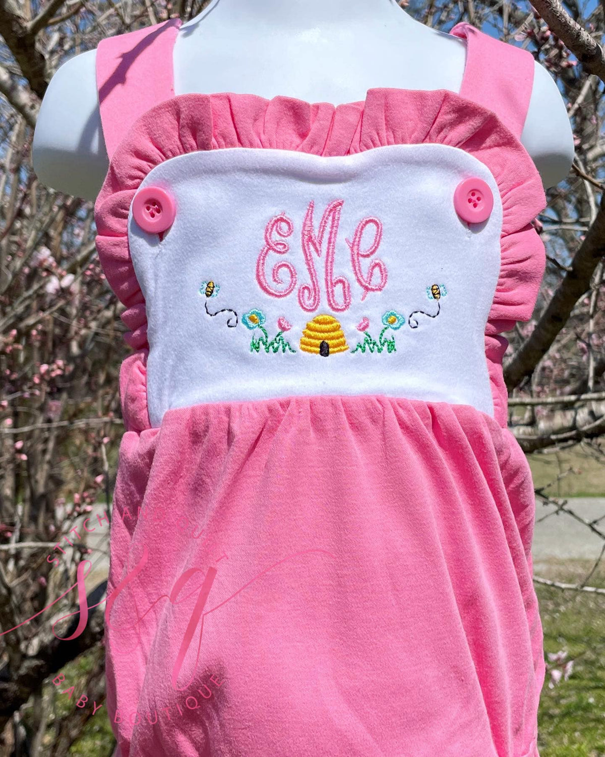 Baby girl pink ruffle bubble with honeybee , 1st birthday cake smash outfit, Spring girl romper outfit, Monogrammed Romper