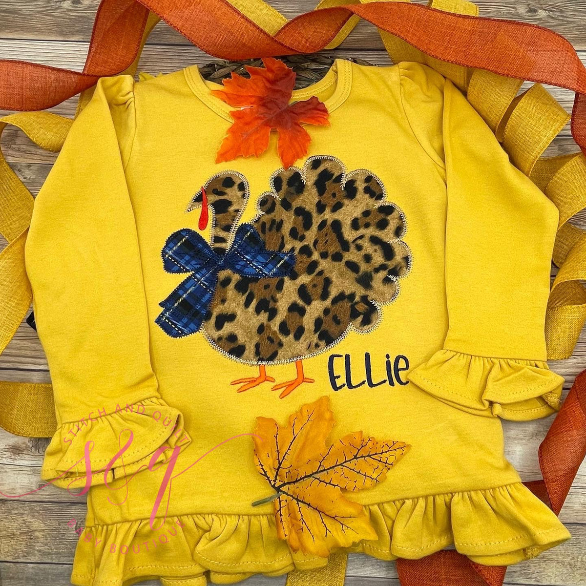 Girls Turkey Outfit, Fall Turkey shirt, Girls Turkey Thanksgiving Outfit, Girls Thanksgiving Outfit, Gold and Navy turkey outfit