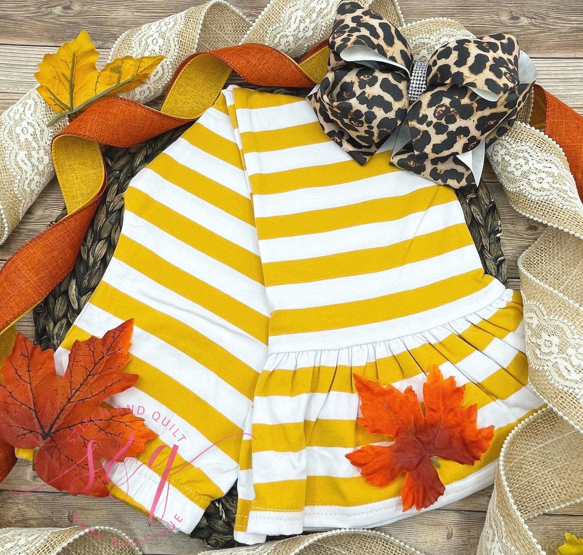 Girls Pumpkin Outfit, Fall pumpkin shirt, Girls Pumpkin Thanksgiving Outfit, Girls Pumpkin Patch Outfit